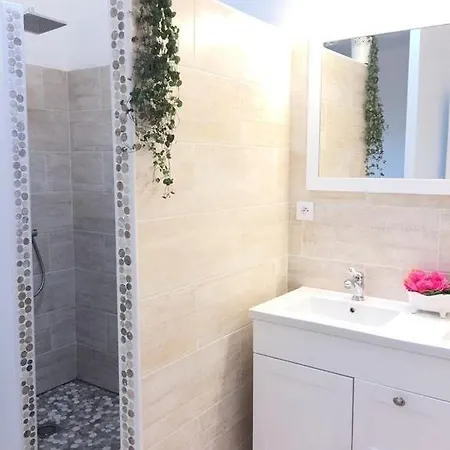 Vakantiehuis Le D 'anais La Redorte